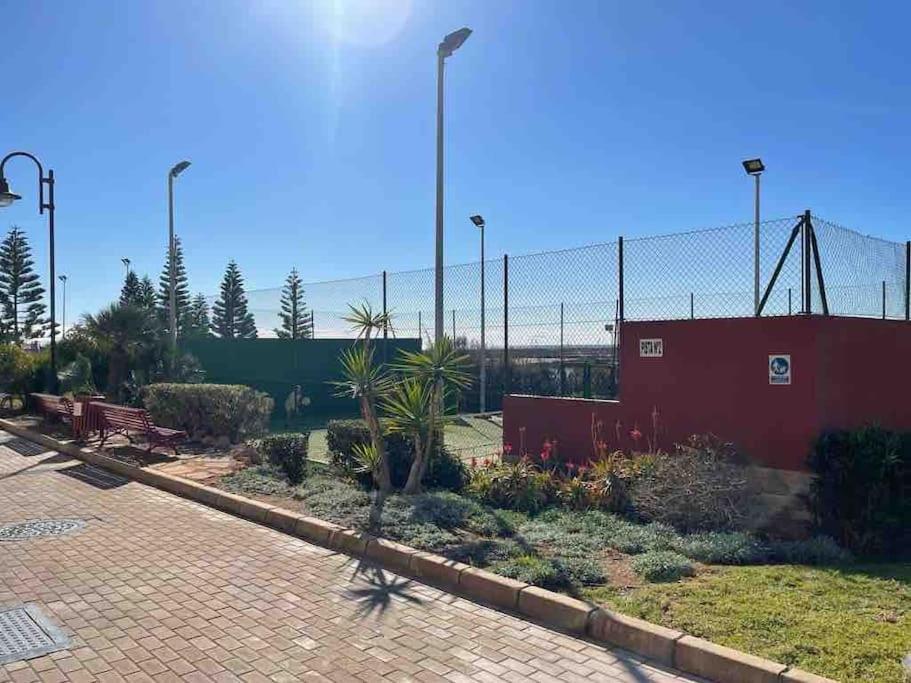 Moderna Y Alegre Vivienda Junto Al Mar . Daire Roquetas de Mar Dış mekan fotoğraf